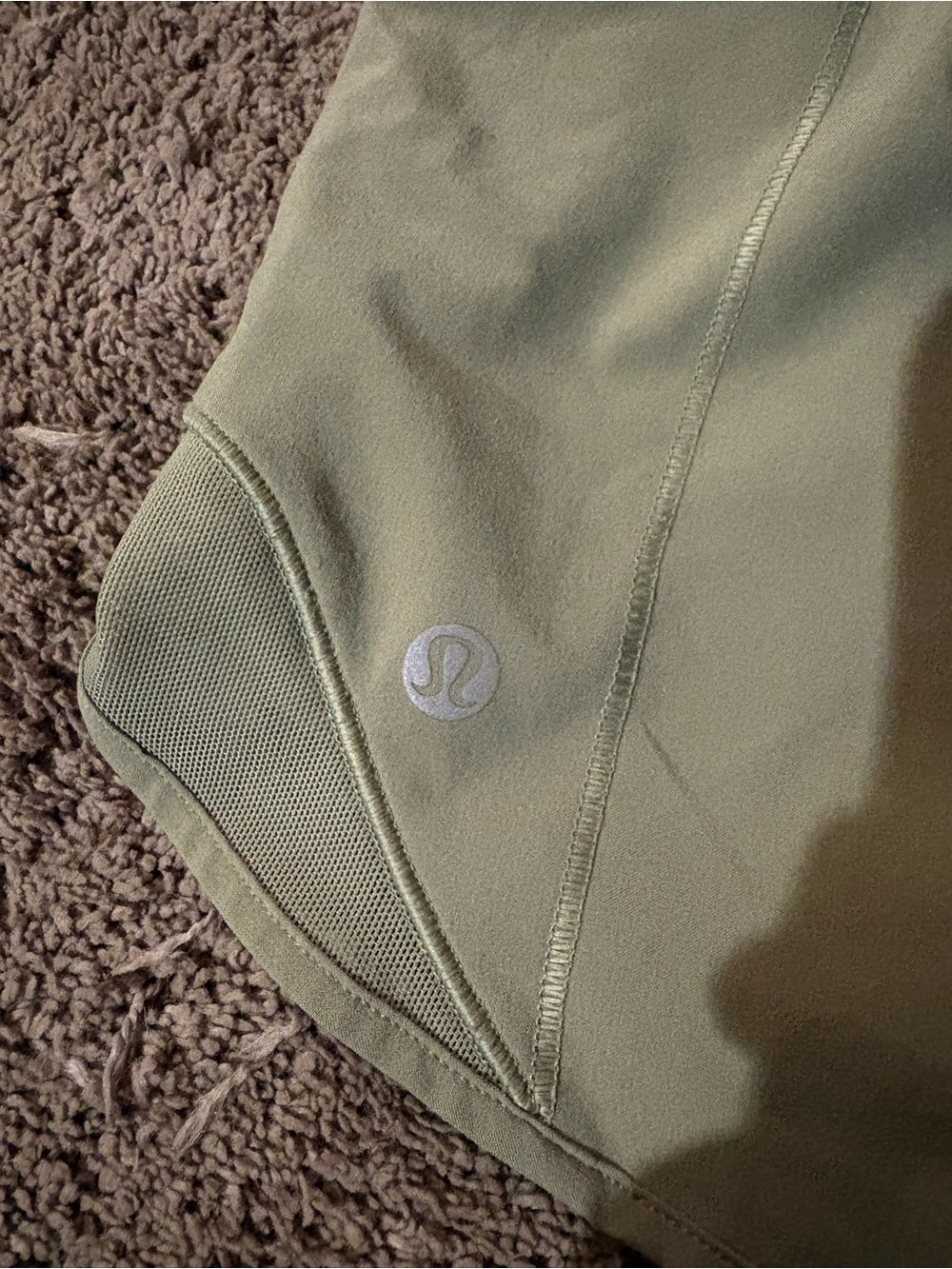 Lululemon hotty hots olive green - Picture 3 of 5